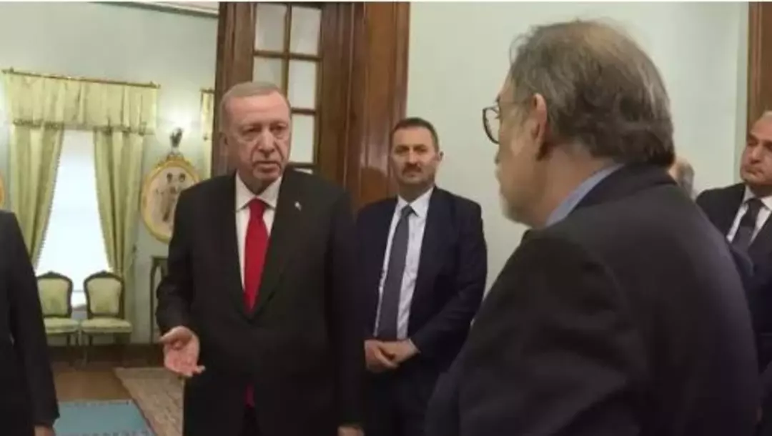 Atatürk'ün fotoğrafını gören Erdoğan, böyle konuştu: Hala konuşuyorlar ya!