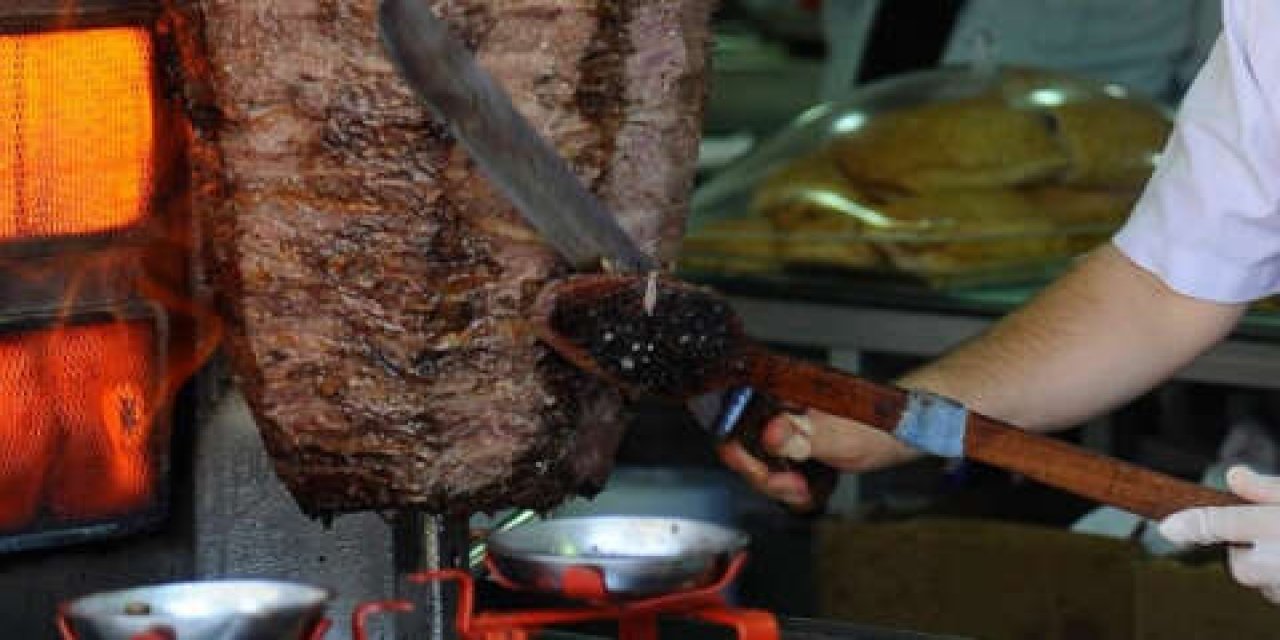 Et döner yerine sakatat satan firmalar ifşa edildi! Bakanlık güncel listeyi paylaştı