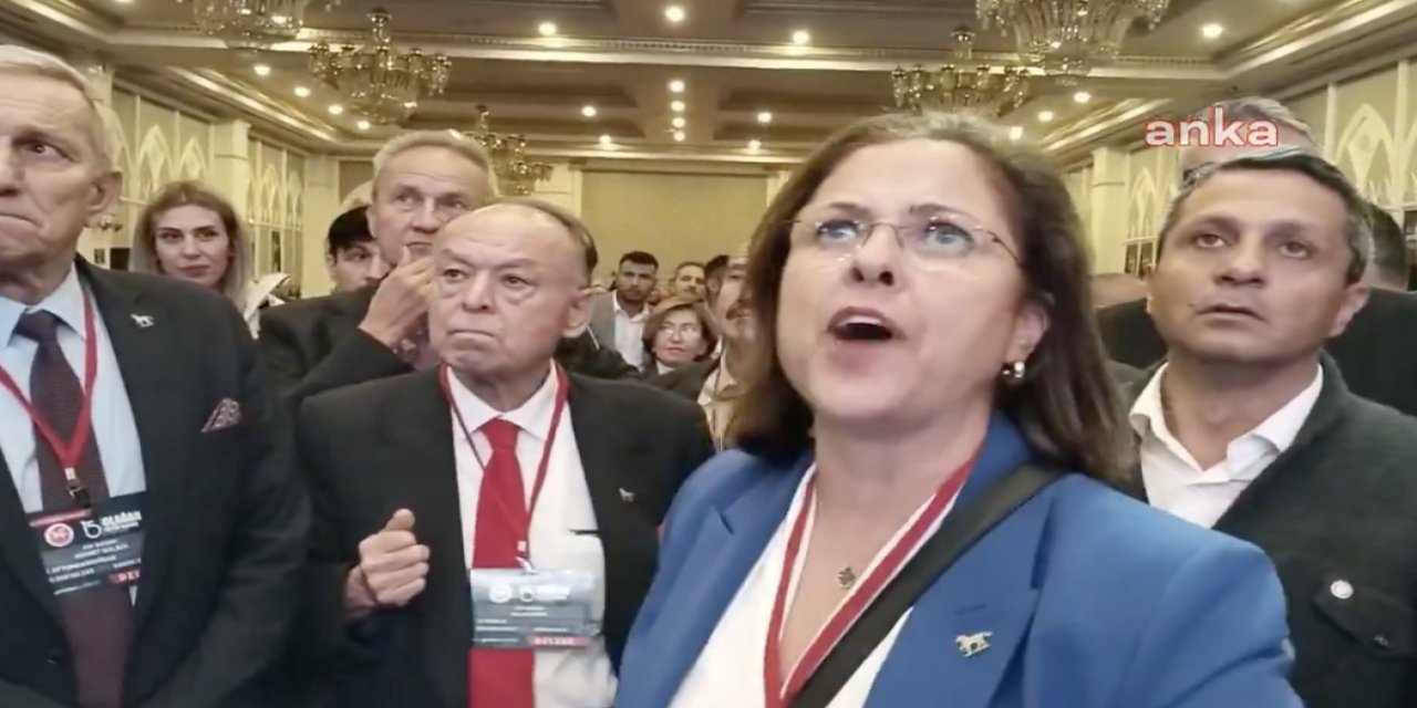 Demokrat Parti Kurultayı'nda 'darbe' sesleri