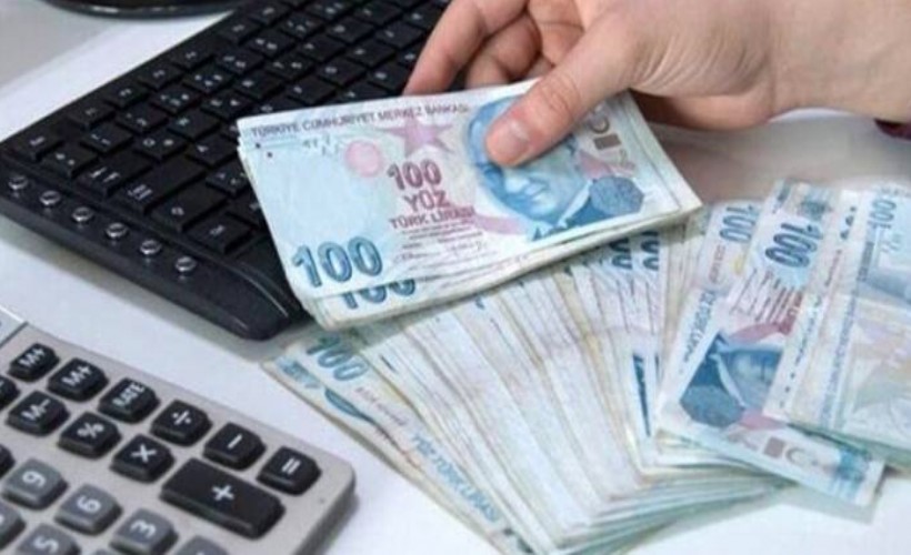 Enflasyon, faiz ve asgari ücret tahminleri değişti