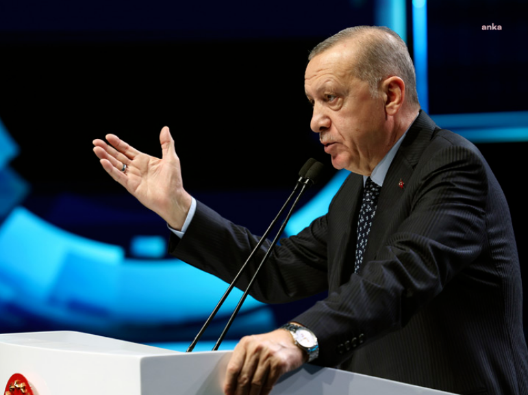 Erdoğan, 'Öcalan' çağrısı hakkında ilk kez konuştu! Maaşlar, belediyelerin konser harcamaları ve Özel'in pazar gezileri de soruldu