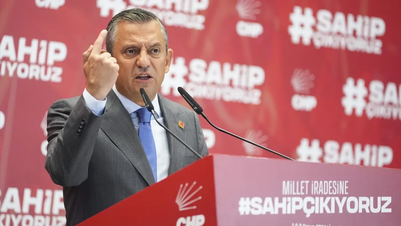 Kayyım atamalarının ardından Özgür Özel'den flaş hamle