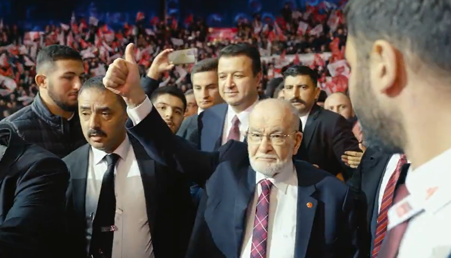 Saadet Partisi'nde kongre zamanı! Temel Karamollaoğlu bu sözlerle veda etti
