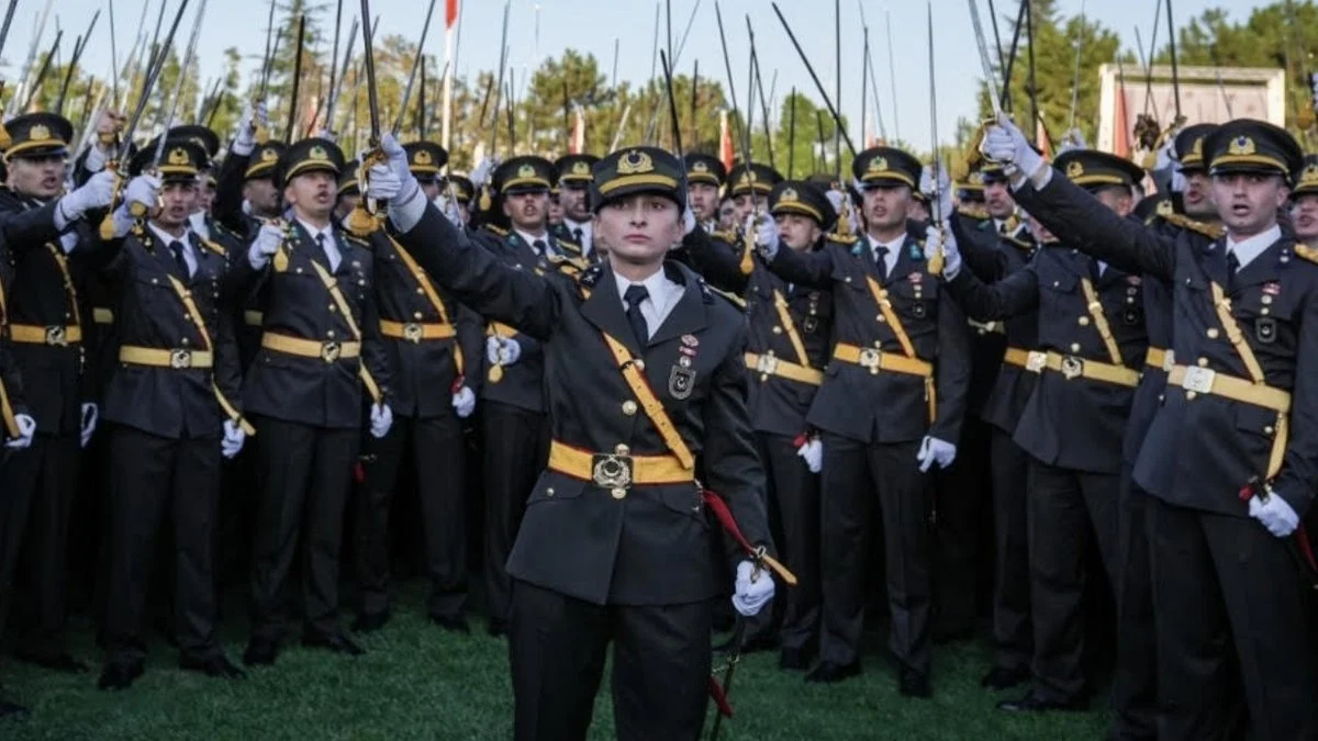 İhracı istenen teğmenlerle ilgili flaş gelişme