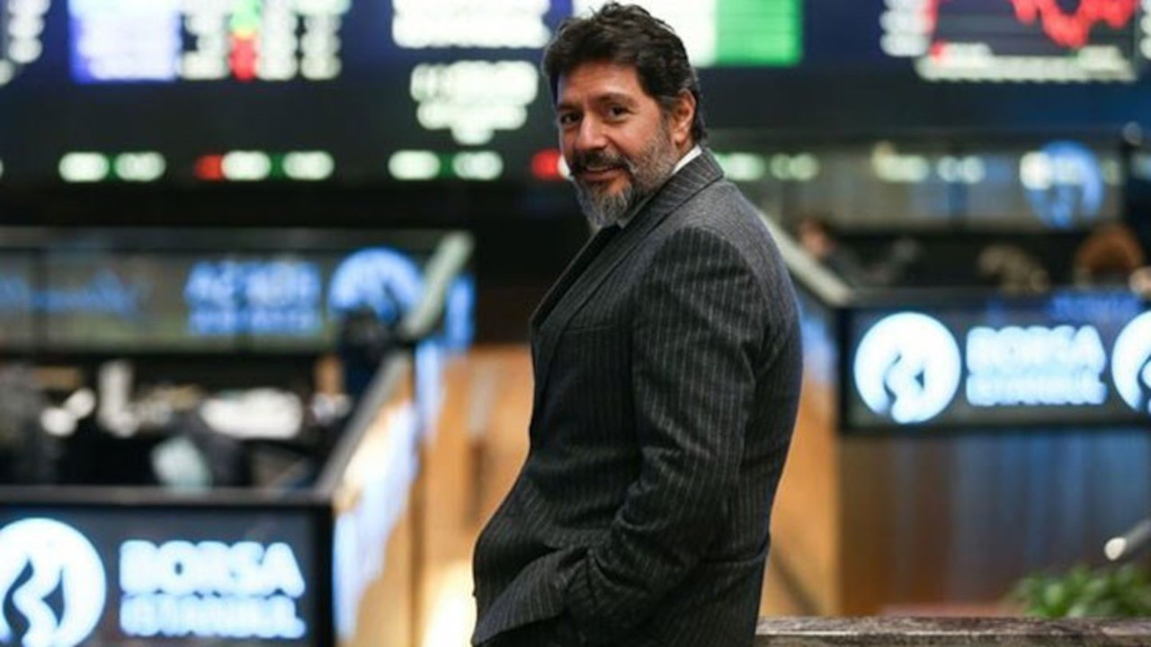 Hakan Atilla siyasete atılıyor