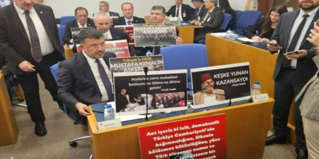 Yaşar Güler'den 'Mustafa Kemal'in askerleriyiz' diyen teğmenler hakkında açıklama