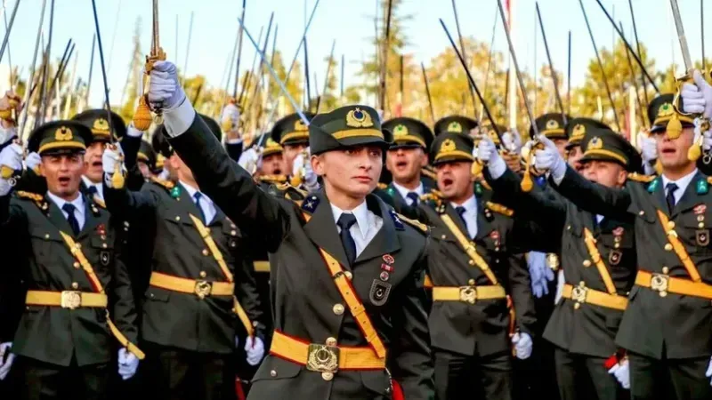 Kara Harp Okulu'nda yeni skandal! İzmir Marşı'nın okunması da yasaklanmış