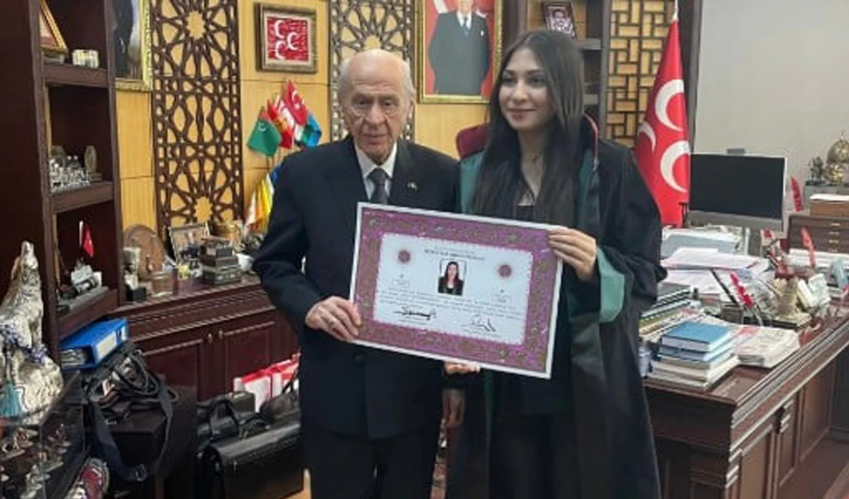 Devlet Bahçeli, avukatlık vekaletini akrabasına verdi