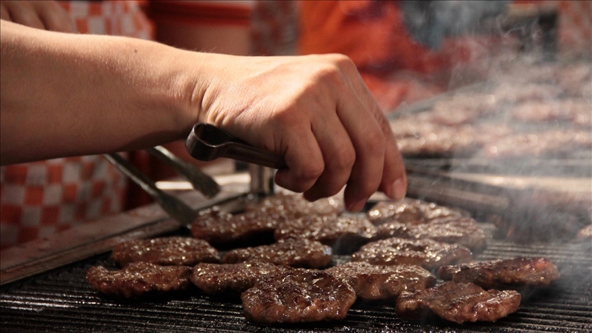 Taklit ve tağşiş yapan firmalara yenileri eklendi! Köfte ve et döner diye vatandaşa ne yedirmişler!