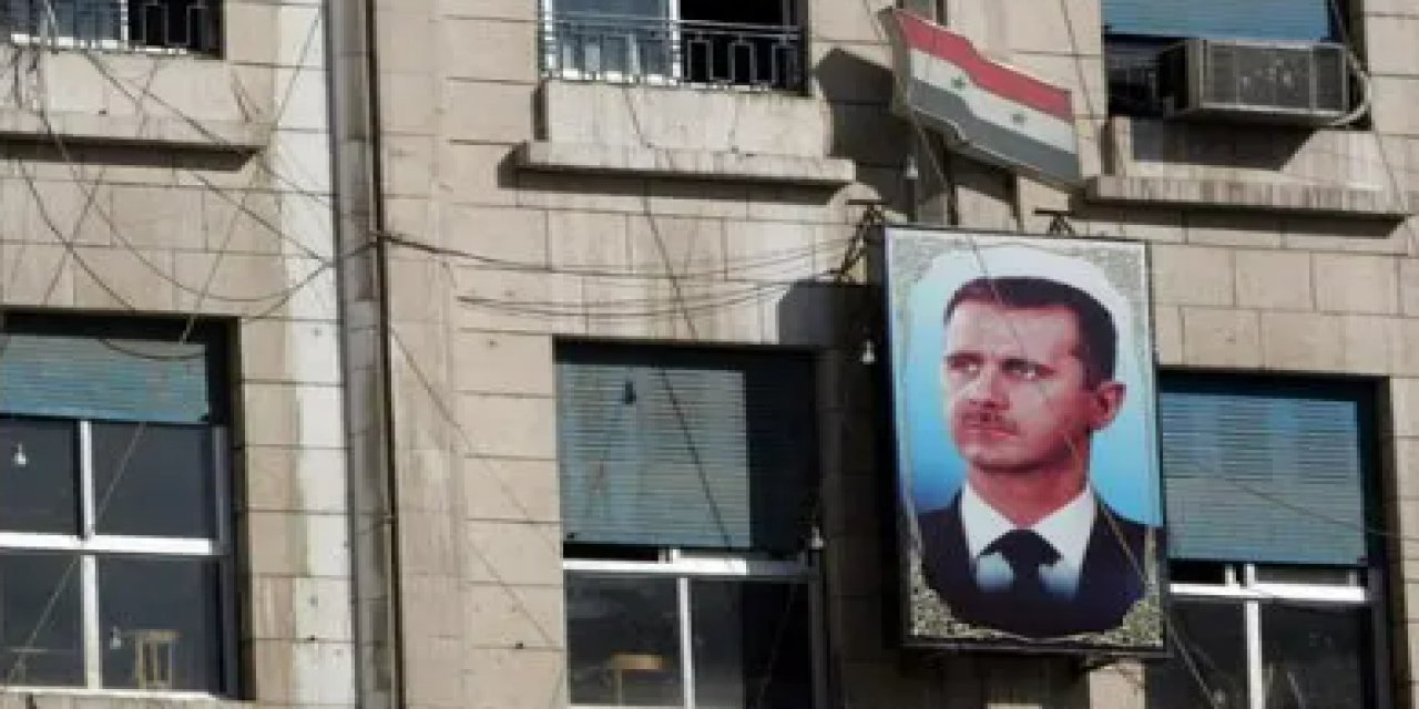 Esad devrildi, Şam düştü!