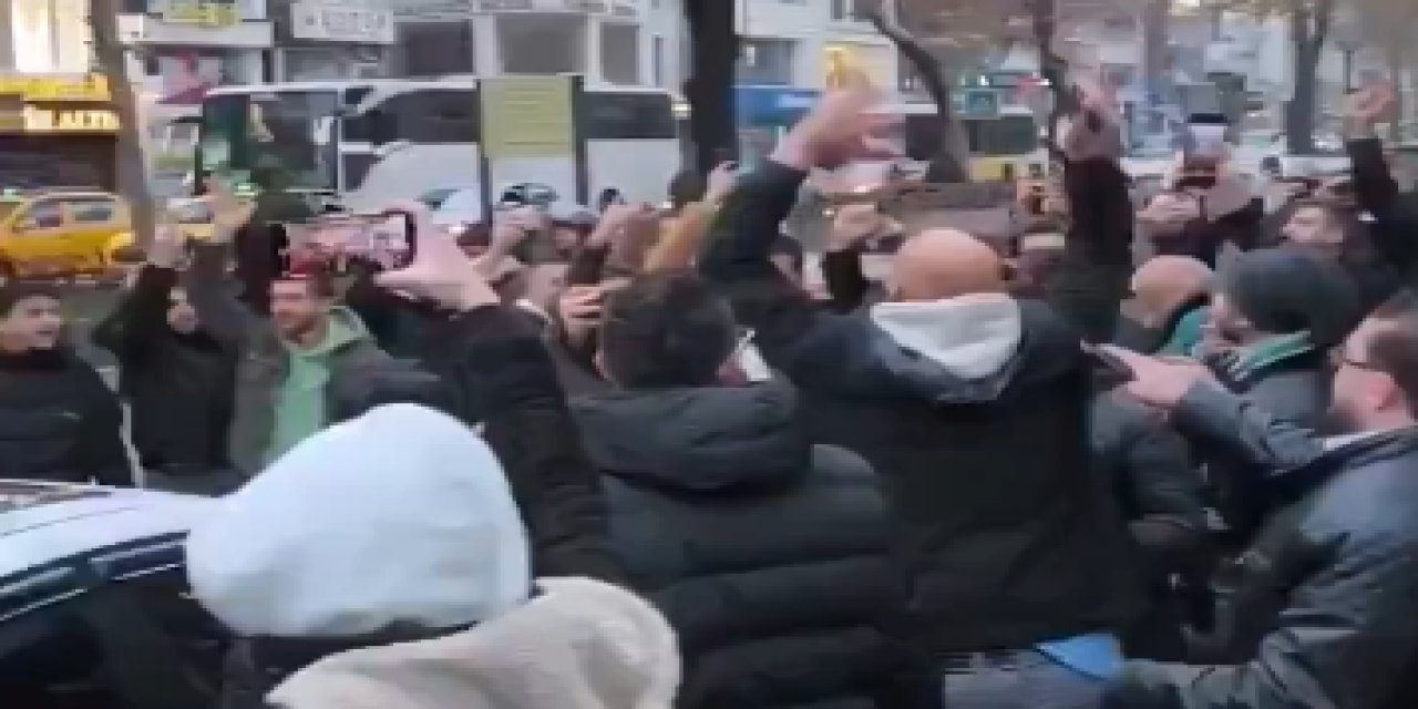 Türkiye'deki Suriyeliler sokağa döküldü! İstanbul, Hatay, Kilis, Gaziantep, Şanlıurfa ve birçok ilde Esad'ın devrilişini kutluyorlar