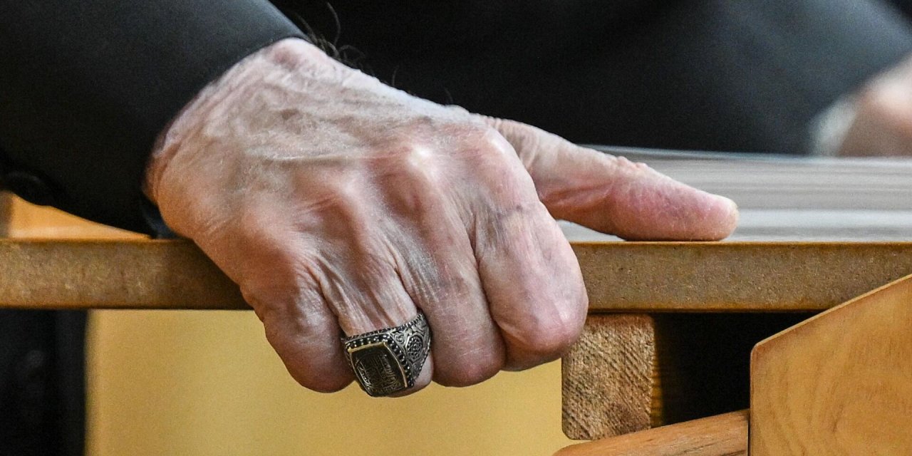 MHP'den Esad rejiminin çöküşü sonrası 'Apo'lu Suriye mesajı