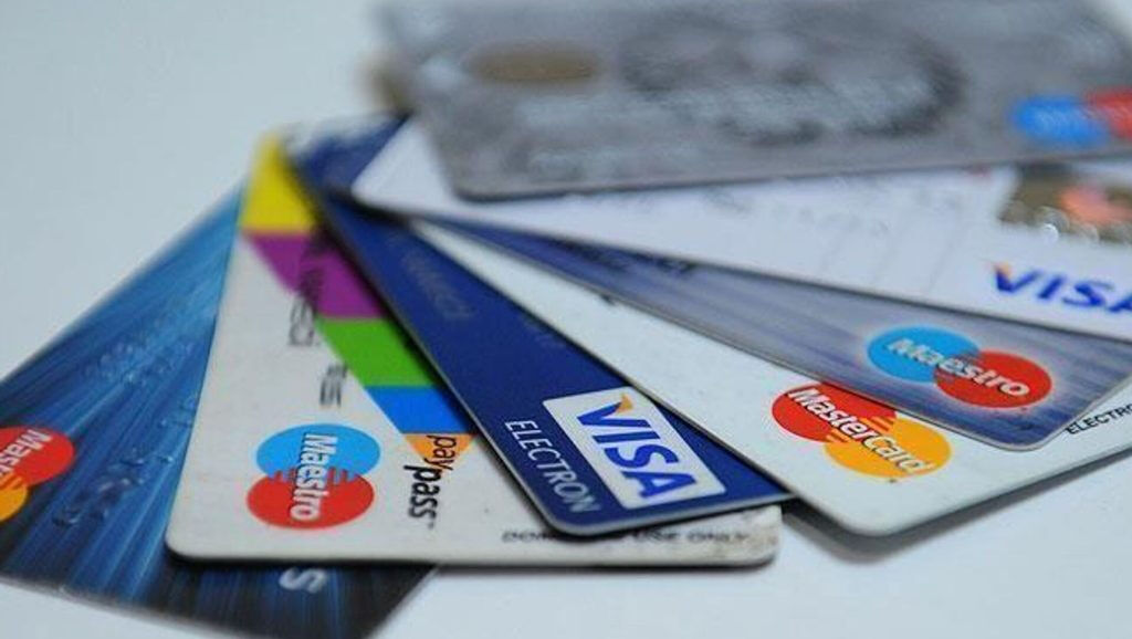 Kredi kartı limitleri düşürülecek mi? BDDK'dan açıklama geldi
