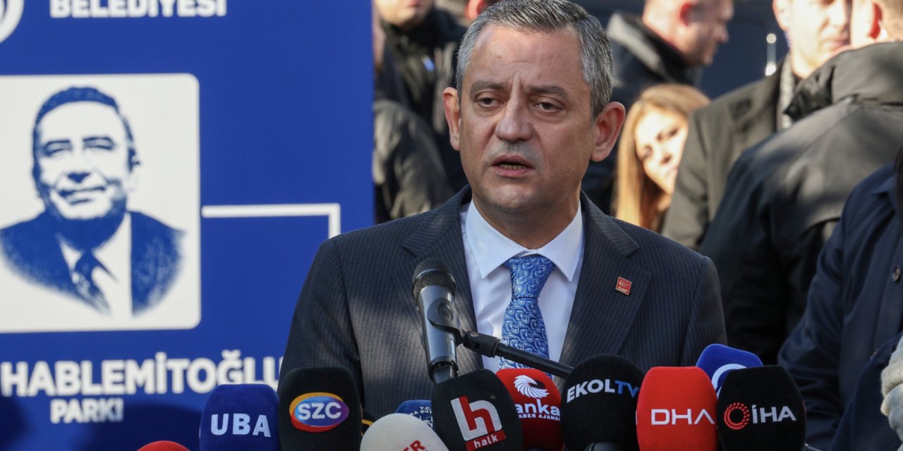 Özgür Özel'den Erdoğan'ın belediyeleri 'silkeleme' operasyonuna 'direnme' kararı