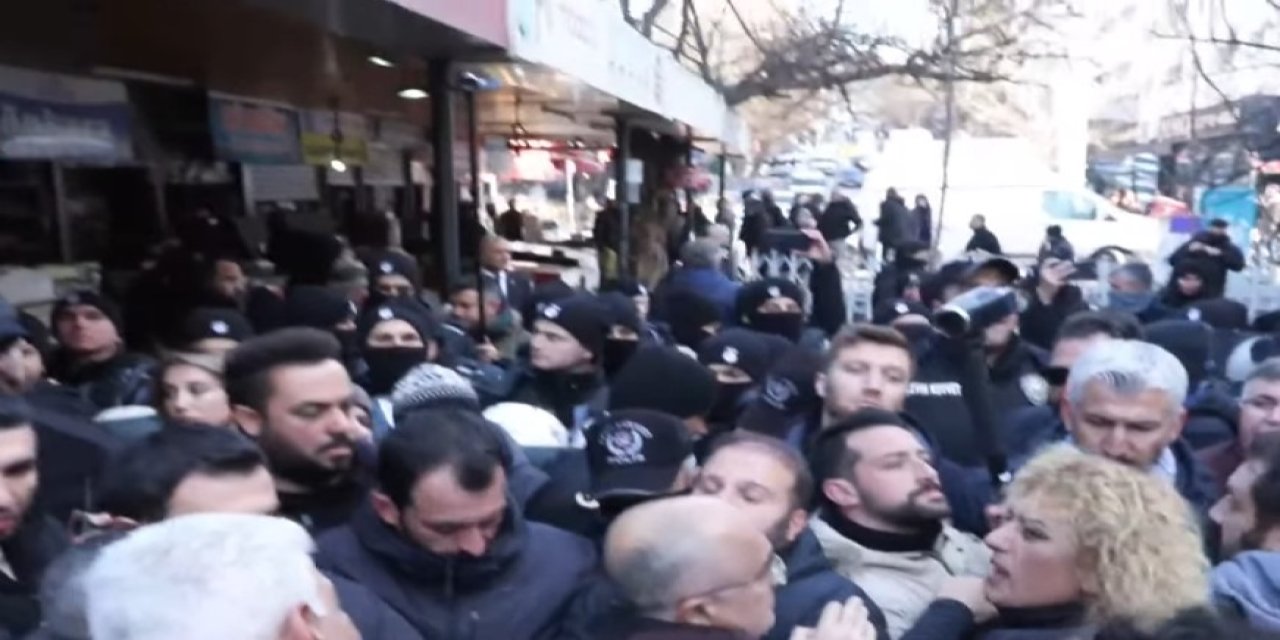 Kadınlar, öğrenciler şimdi de emeklilerin karşısına dikildiler... Polis, "geçinemiyoruz" diyenlere müdahale etti