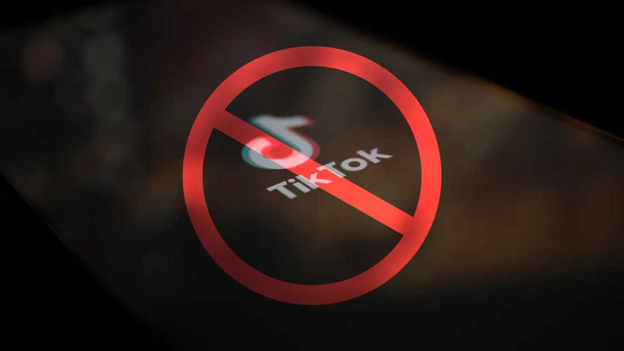 TikTok'ta büyük vurgun! Kredi kartlarını kopyaladılar