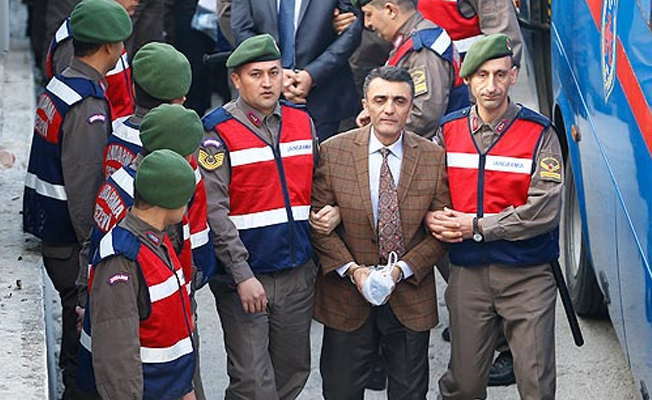 Zekeriya Kuzu : Sayın Savcı peşin satan esnaf gibi oturuyor