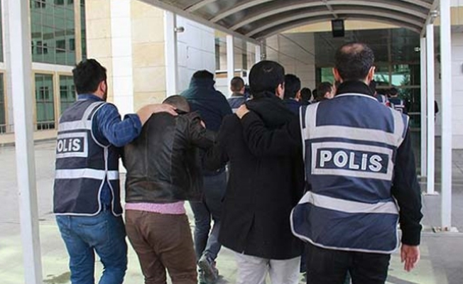 İstanbul'da şafak operasyonu: 12 gözaltı