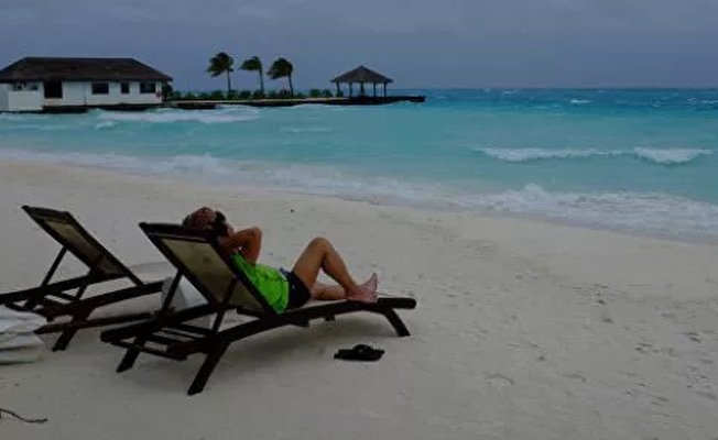 Türkiye'ye gelen turist para harcamıyor