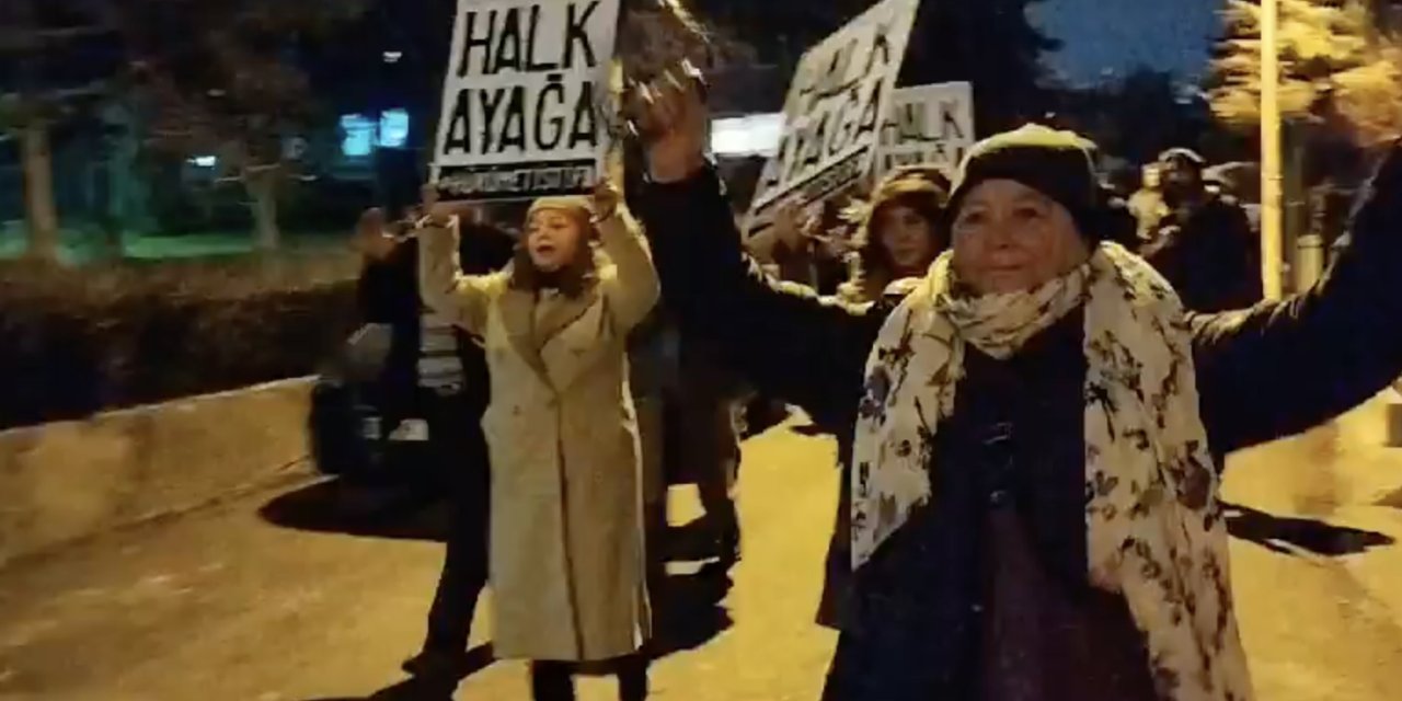Ankara'da tencere-tavalı 'asgari ücret' eylemi! "Hükümet istifa, Erdoğan istifa" sloganları atıldı