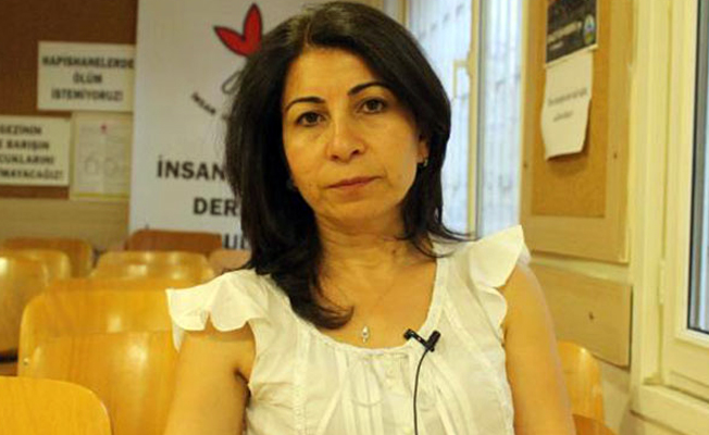 İHD: Tek tip elbise herkes için tehdit