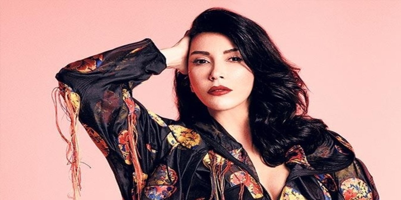 Hande Yener, sır gibi sakladığı gizli aşkını itiraf etti! 5 yıldır birliktelermiş...