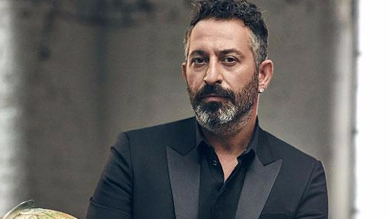 Cem Yılmaz özür diledi