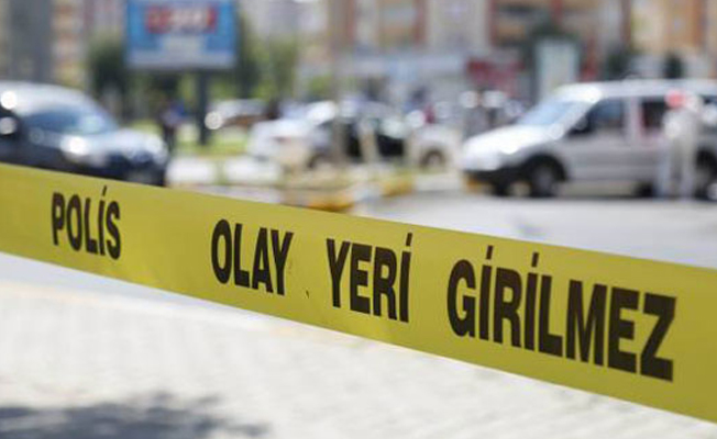 Traktör devrildi: muhtar ve eşi öldü!