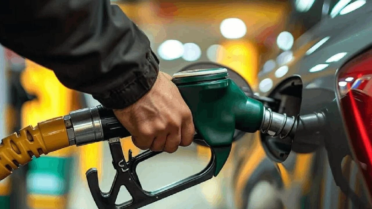 Araç sahipleri dikkat! Benzine zam geldi