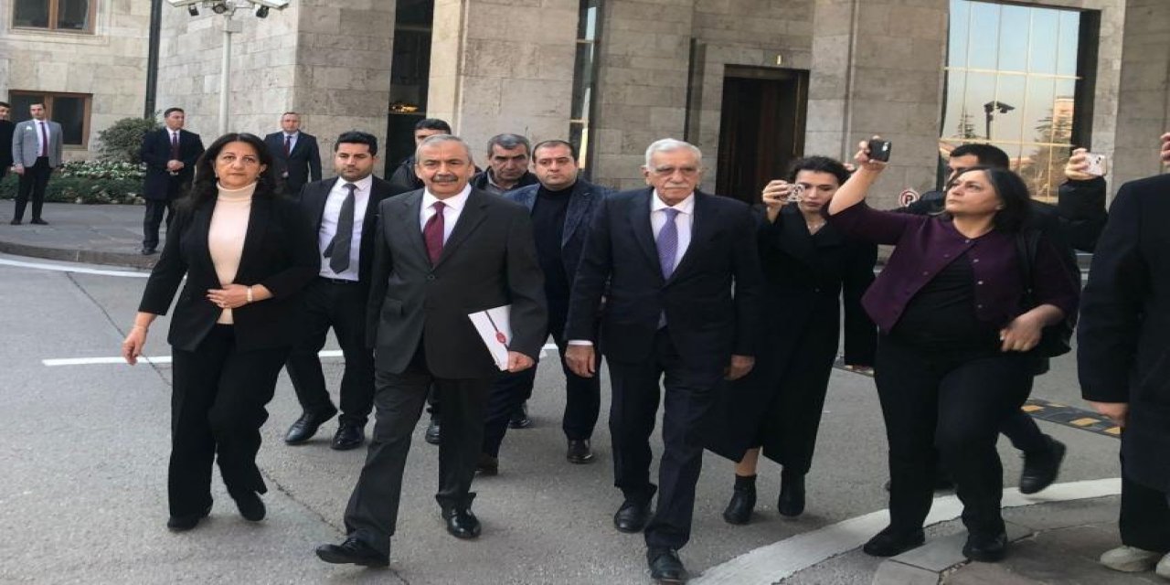 İmralı heyetinin Öcalan ile ikinci görüşmesi bitti!