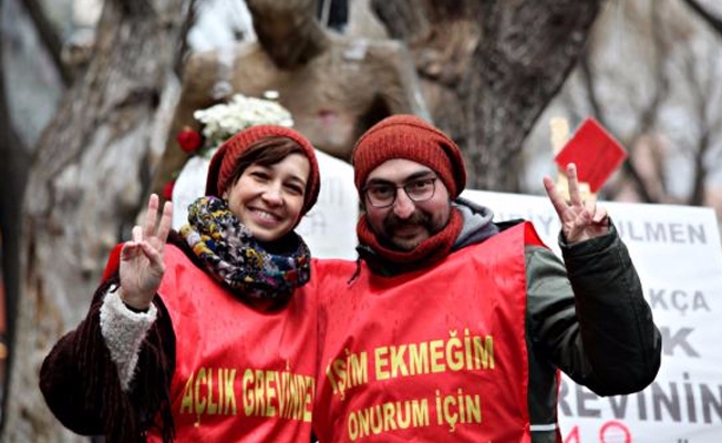 CHP'li vekillerden Adalet Bakanı Gül'e: Bakan olarak ilk göreviniz Nuriye ve Semih'tir