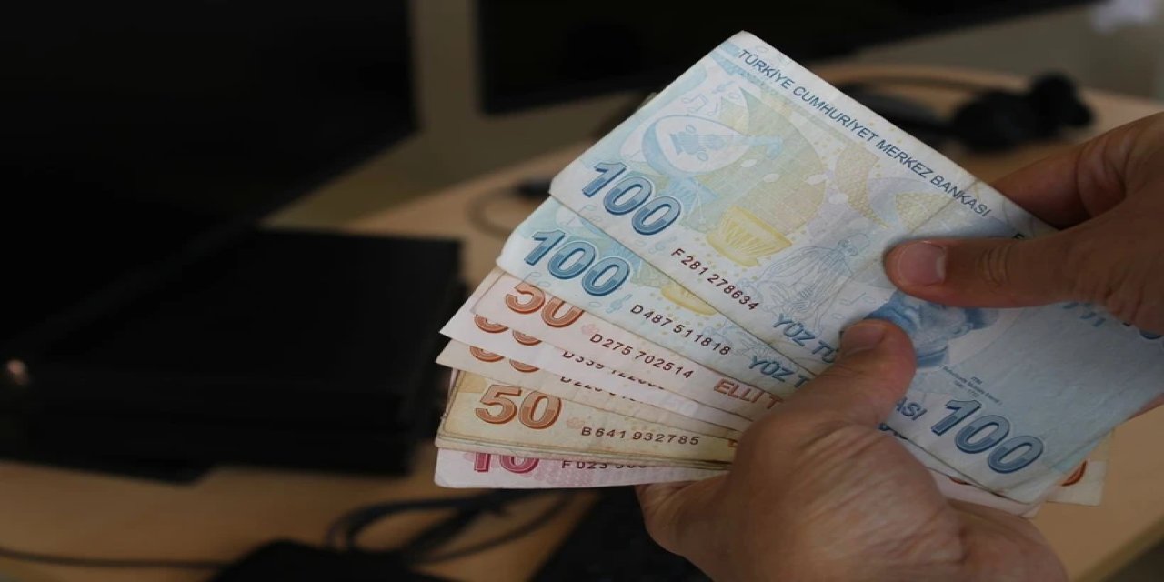 Emekli bayram ikramiyesi için masadaki iki rakam! Bayram ikramiyesi ne kadar olacak 2025?