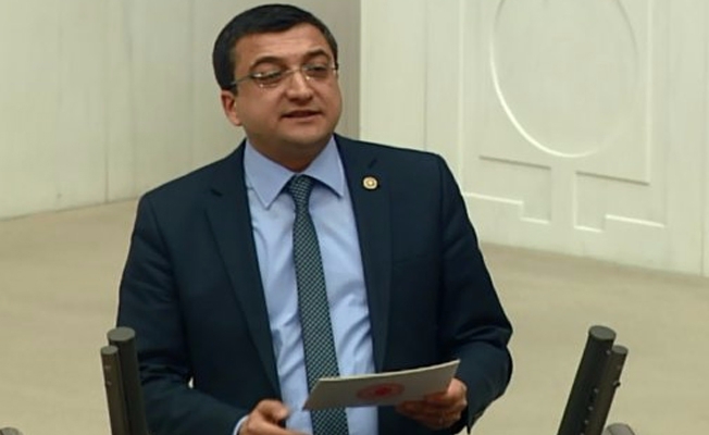 FETÖ’ye iltifat edenleri Bakan yapıyorsunuz!