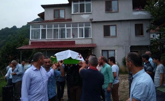 Ağabeyinin tüfekle oynarken vurduğu minik Talha toprağa verildi!