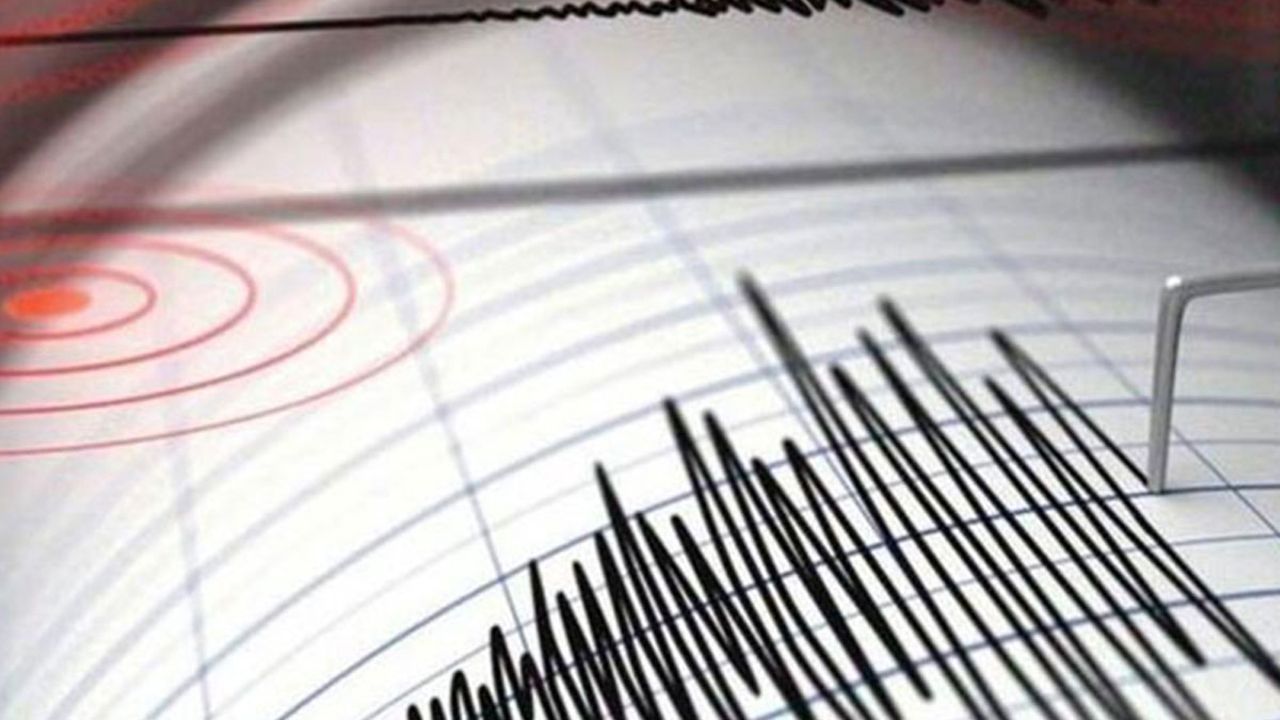 Ege Denizi'nde korkutan deprem