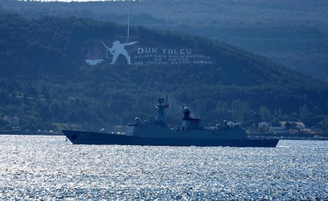 Çin savaş gemileri Çanakkale Boğazı'ndan geçti!