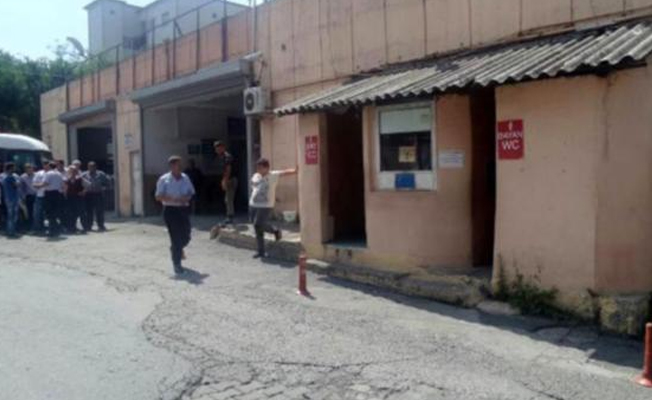 Oğlunun tuvalet ücretini ödemeyi kabul etmeyen anneye tokat attı!