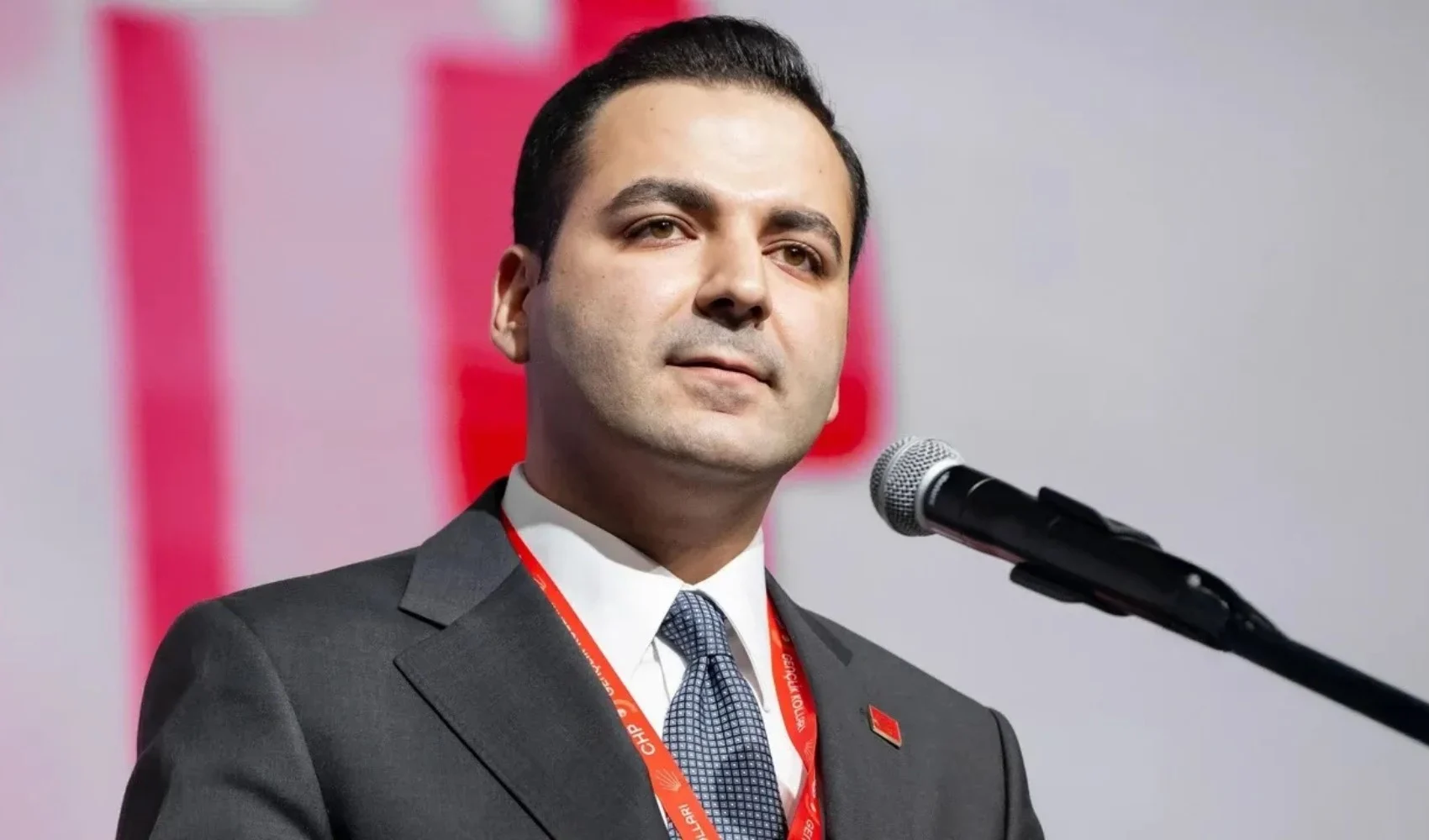 CHP’li Cem Aydın davasında ara karar açıklandı