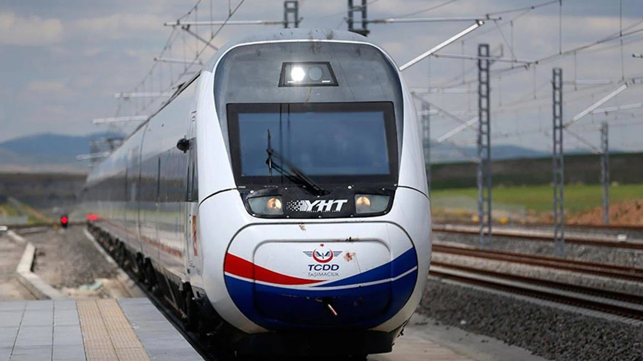 Yüksek hızlı tren seferleri durduruldu