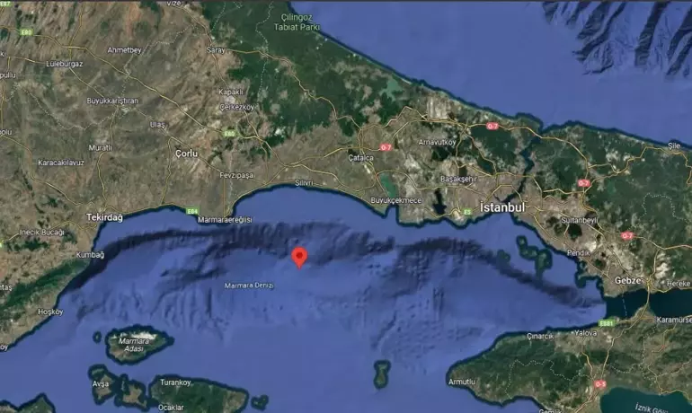 İstanbul'da deprem! Birçok noktada hissedildi