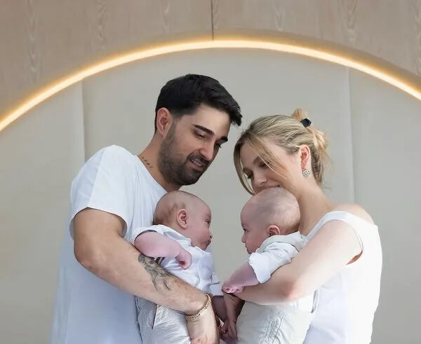 İbrahim Tatlıses'in ikiz torunları ameliyat oldu