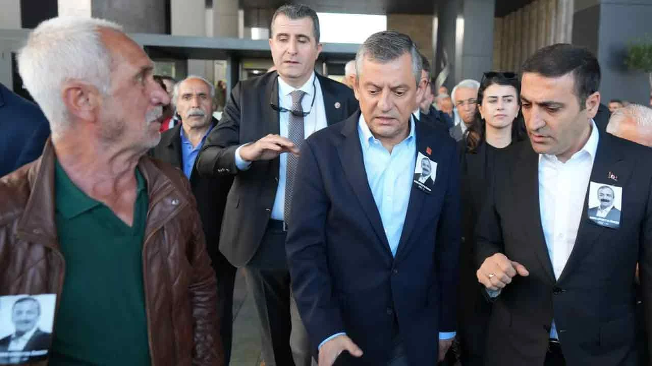 Emniyet Müdür Yardımcısı'na 'Özgür Özel' soruşturması
