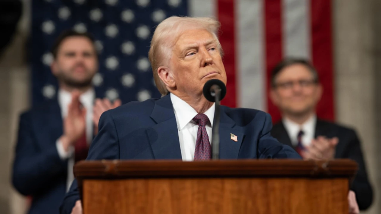 Trump: Pakistan ve Hindistan tam ve acil ateşkes konusunda anlaştı