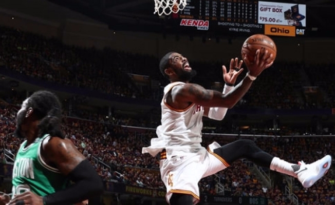Kyrie Irving, Lebron James ile aynı takımda oynamak istemiyor