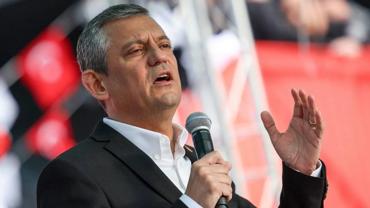 CHP Genel Başkanı Özgür Özel'den 19 Mayıs mesajı