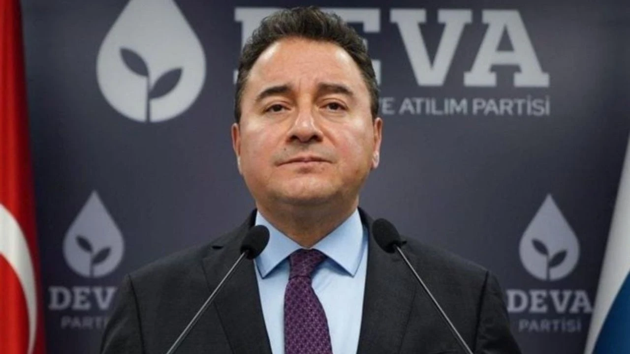 Ali Babacan'dan 'sanal kumar' iddiası: Erdoğan’ın bizzat izin verdiği siteler var