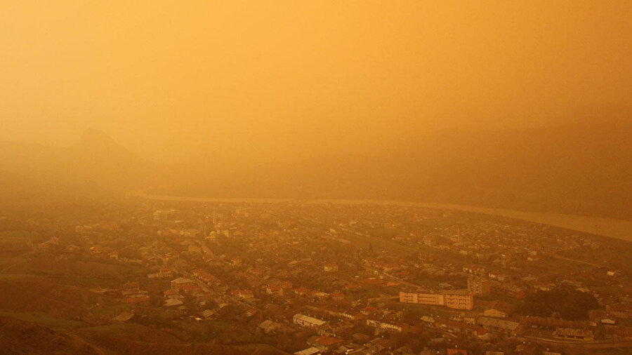 Meteoroloji uyardı! İki bölgede toz taşınımı etkili olacak