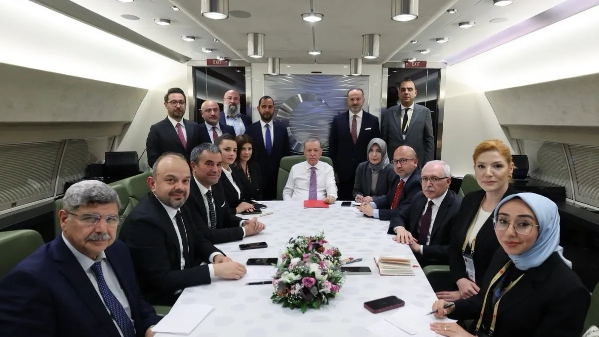 Erdoğan yeniden aday olacak mı? Macaristan dönüşü flaş açıklamalar yaptı