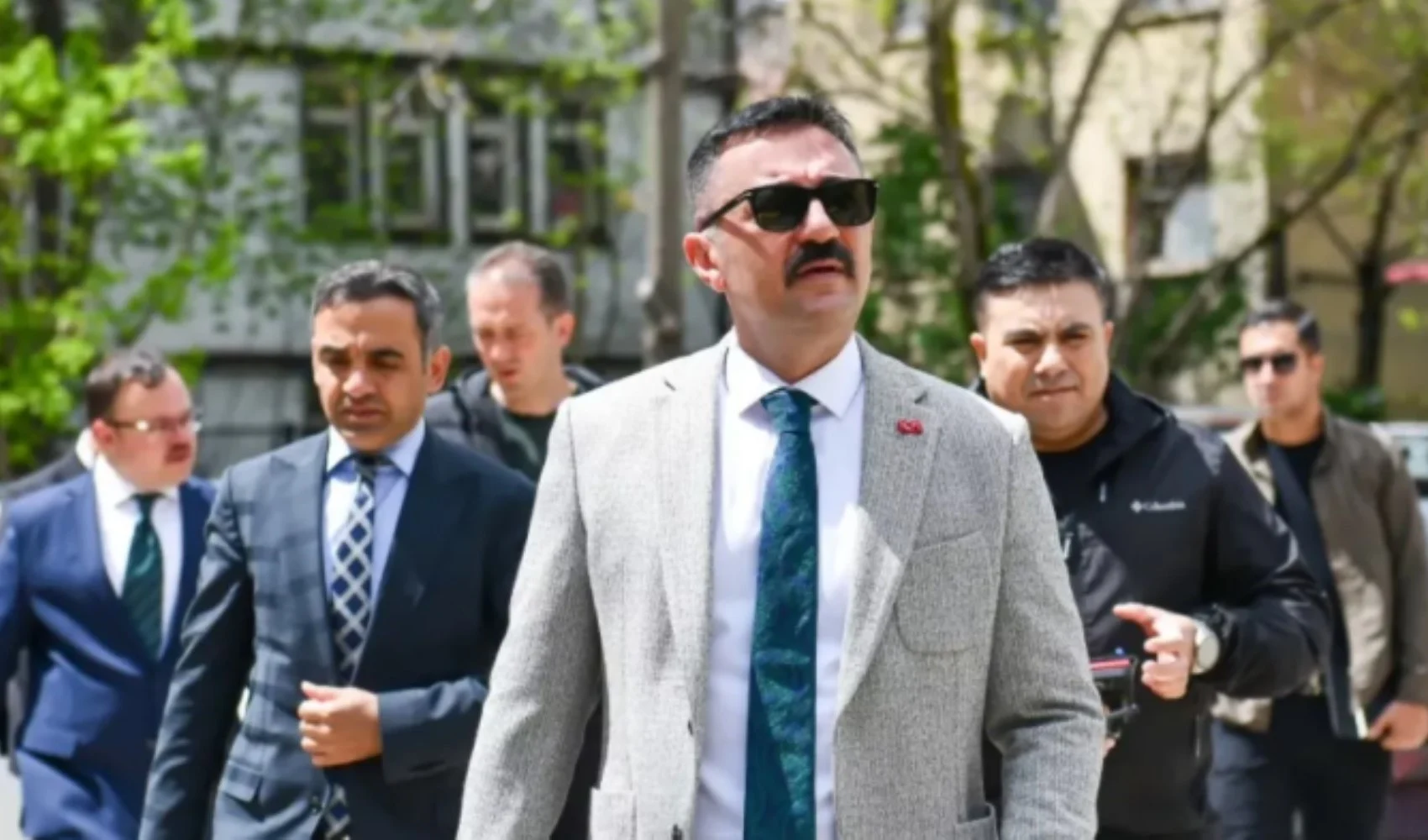 Merkeze çekilen Tunceli Valisi Bülent Tekbıyıkoğlu'ndan veda mesajı!