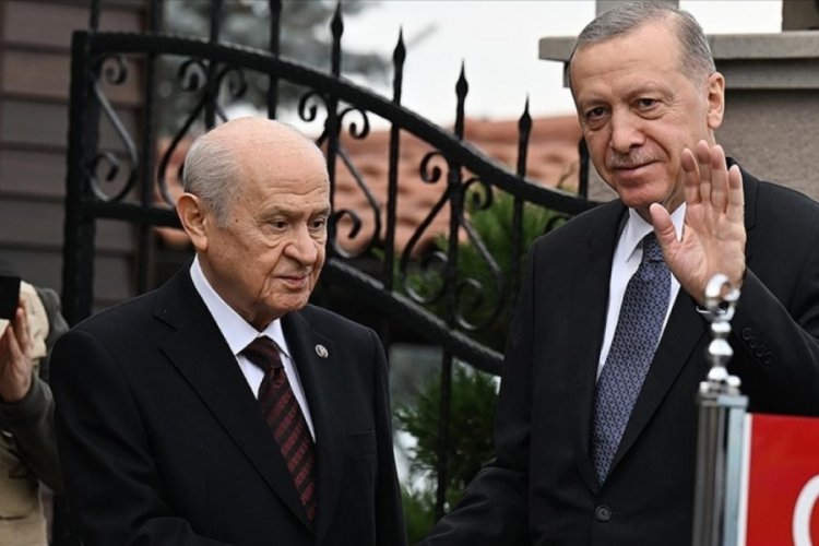 Yandaş kalem Ahmet Hakan, Erdoğan ve Bahçeli ortaklığına ömür biçti